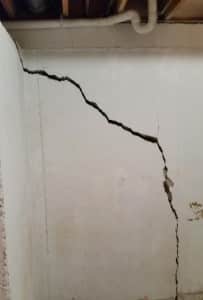 Foundation - wall - crack