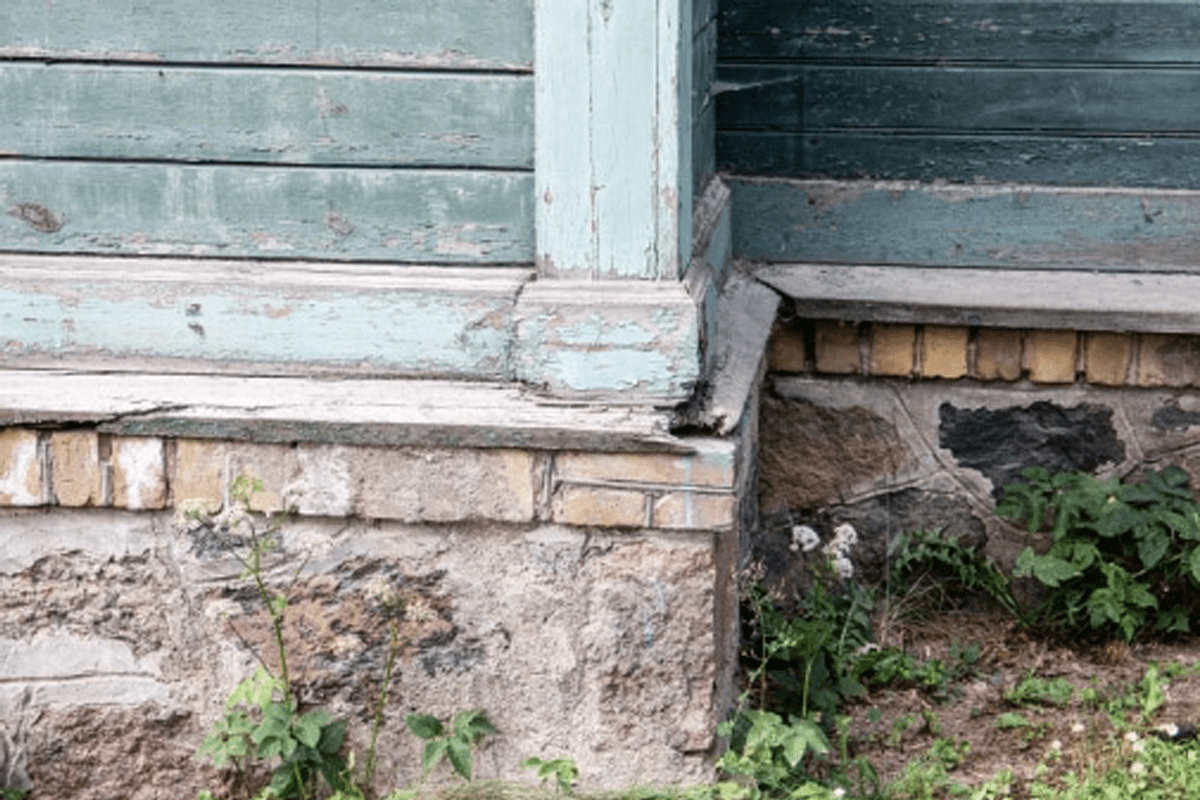 Common warning signs that you may need Foundation Piers